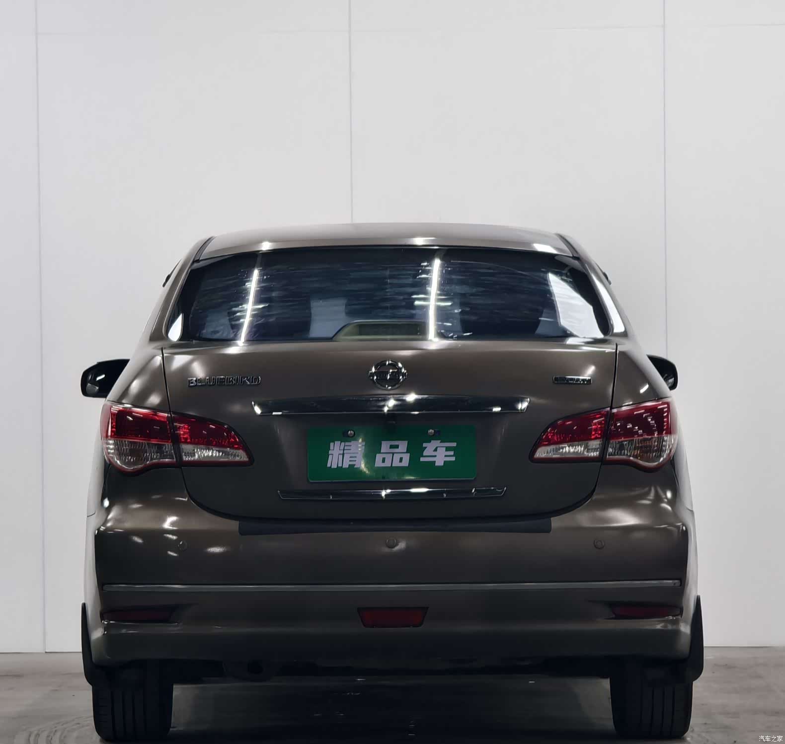 Nissan Sylphy, 2011 4