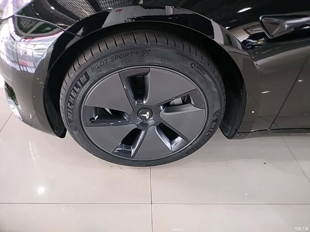 Tesla Model 3, 2022 23