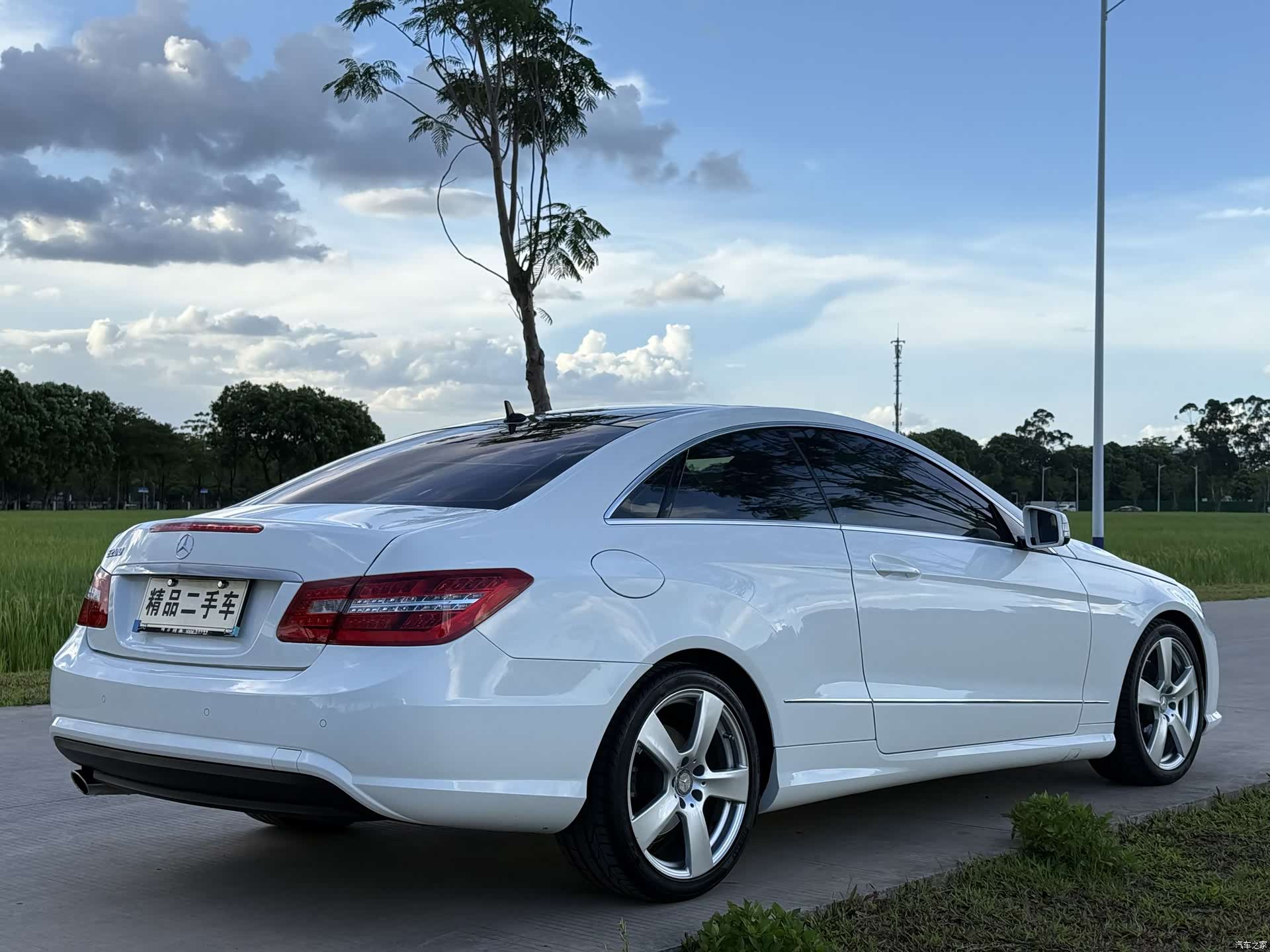 Mercedes-Benz E-Class, 2013 8