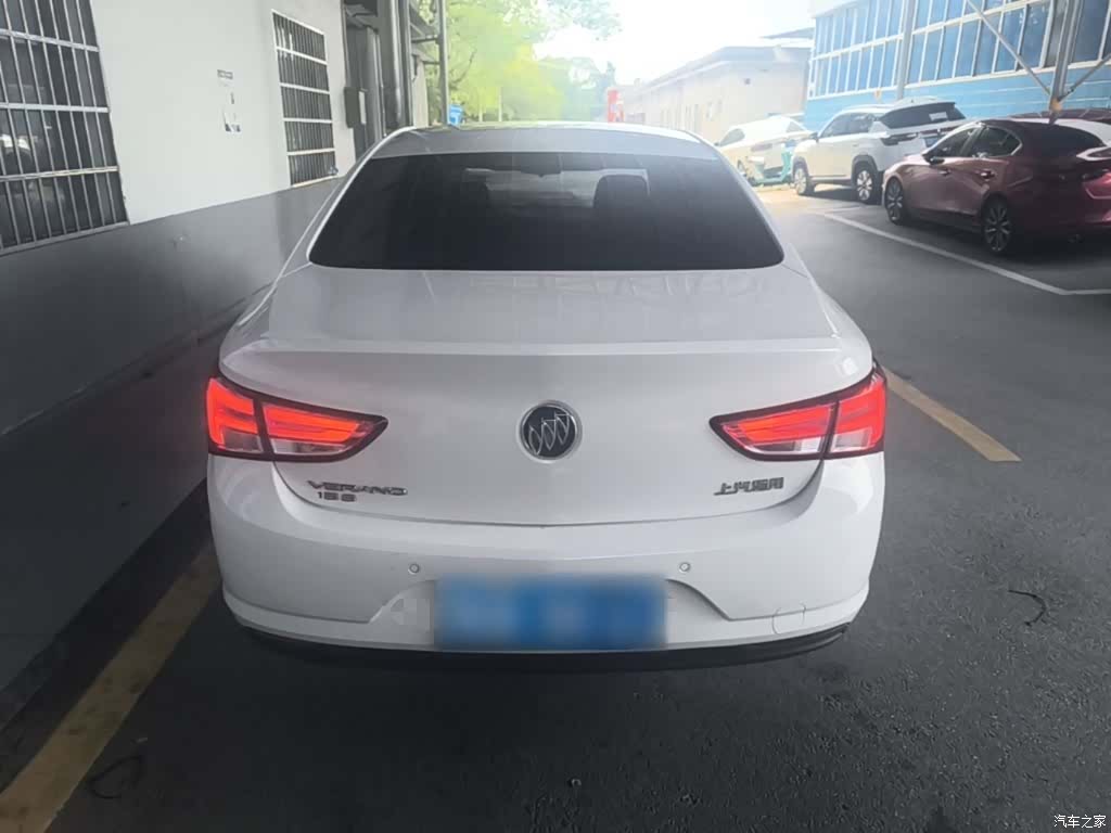 Buick Verano, 2018 6