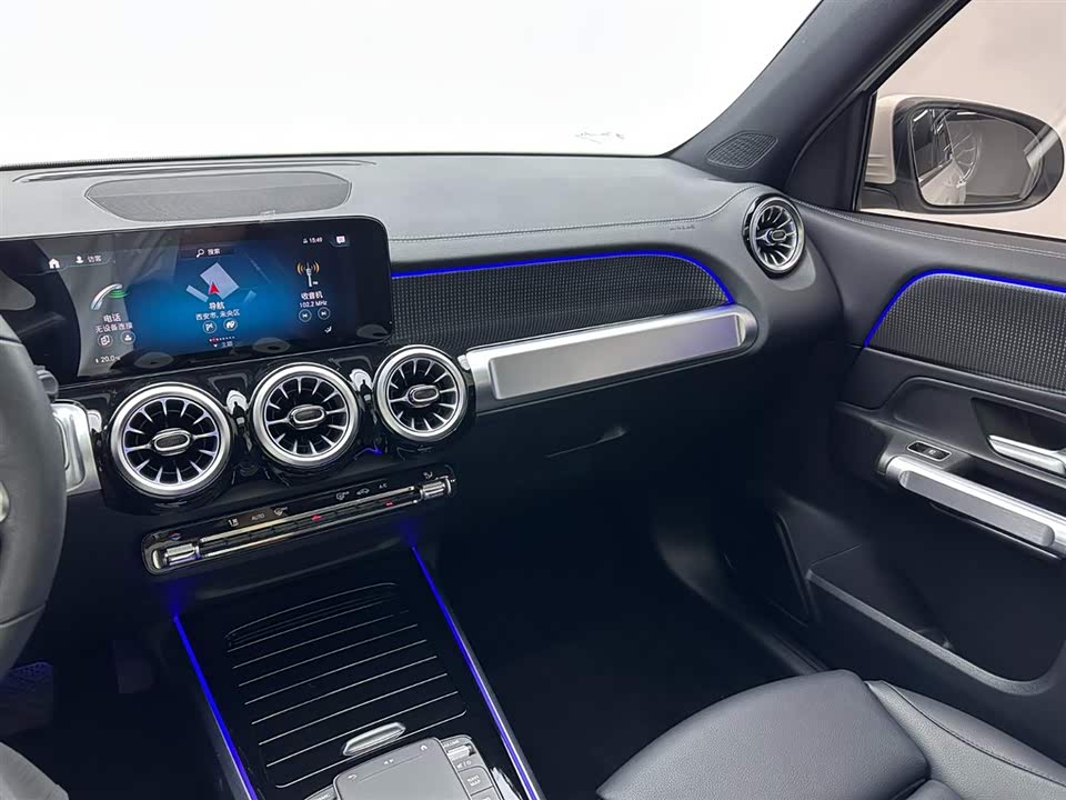 Mercedes-Benz GLB Mercedes-Benz GLB