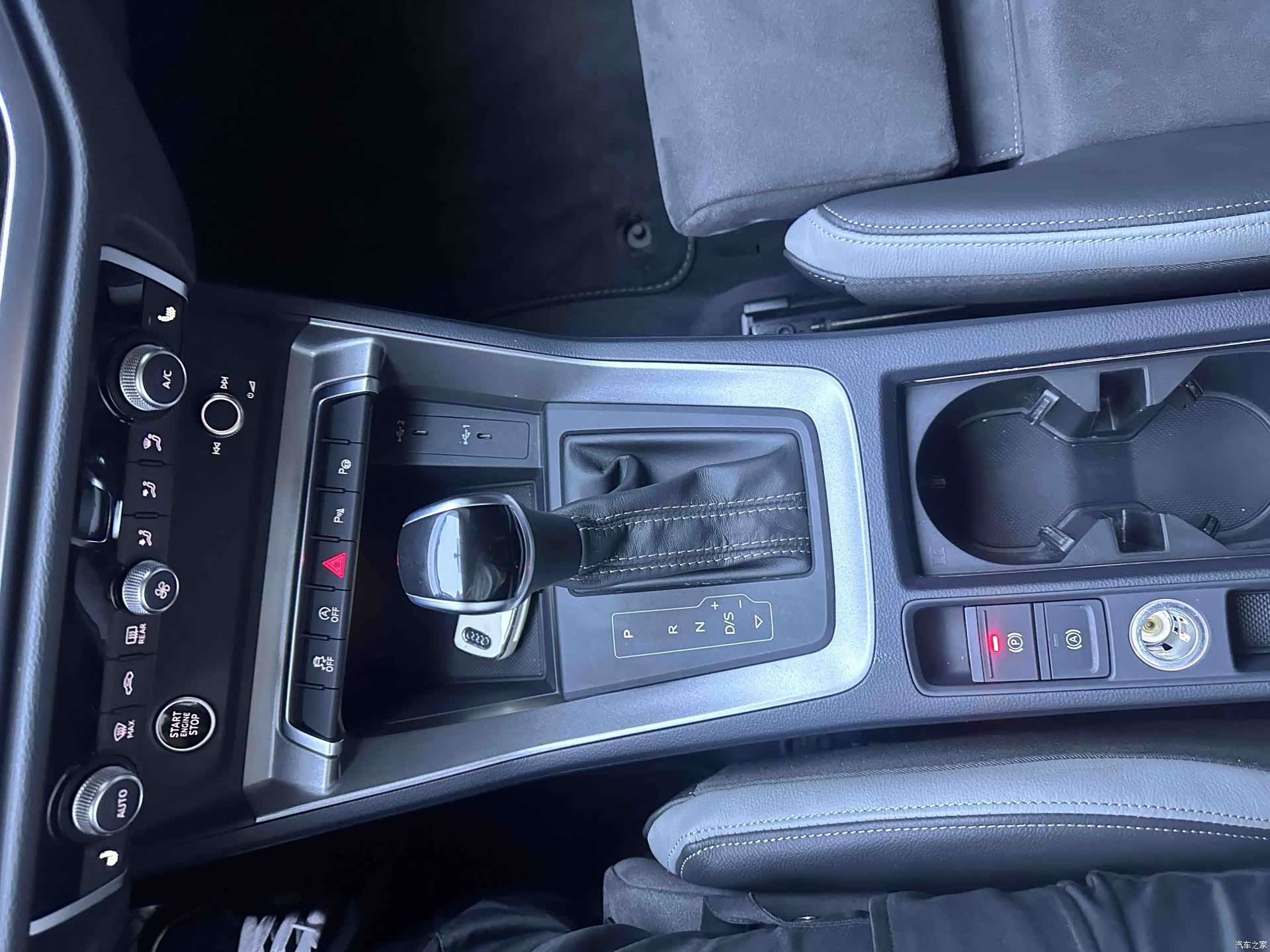 Audi Q3, 2023 13
