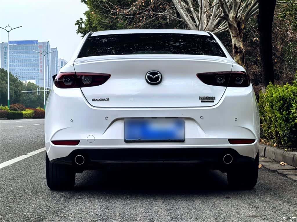 Mazda Mazda3, 2023 11