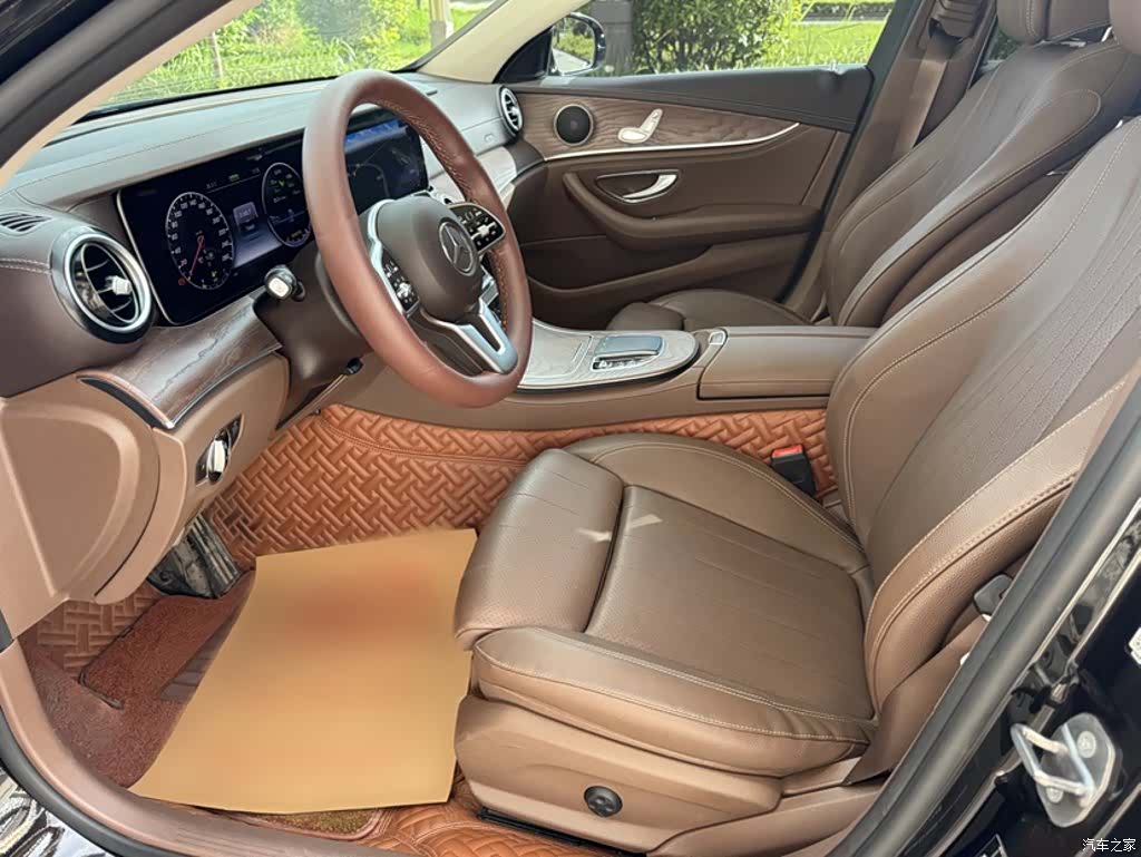 Mercedes-Benz E-Class, 2020 10
