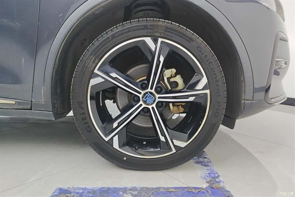 BYD Tang, 2022 6
