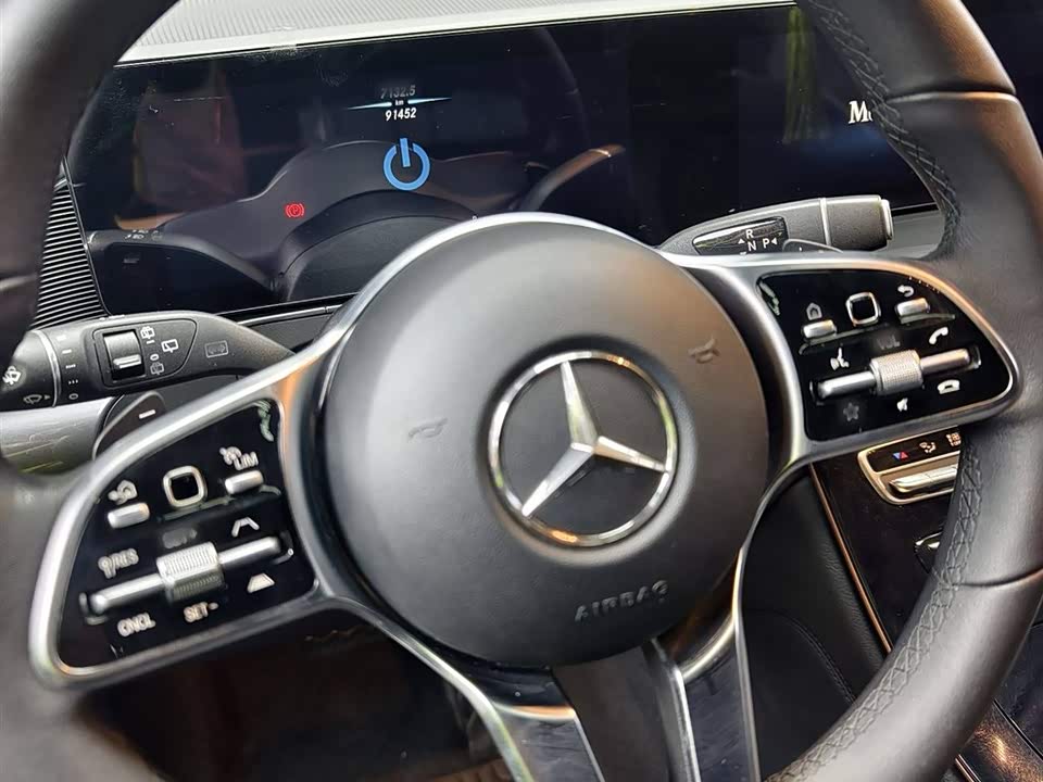 Mercedes-Benz EQC Mercedes-Benz EQC