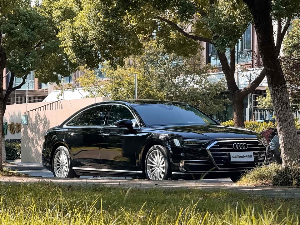 Audi A8
