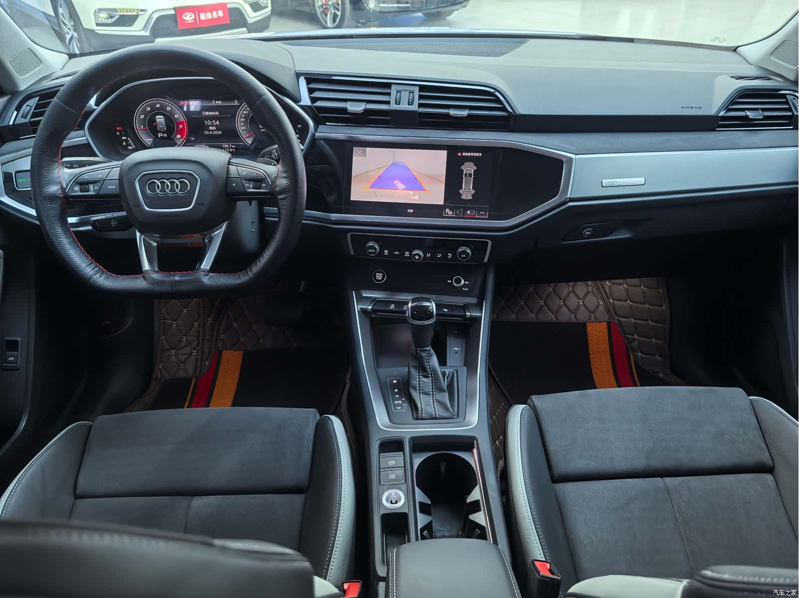 Audi Q3, 2022 10
