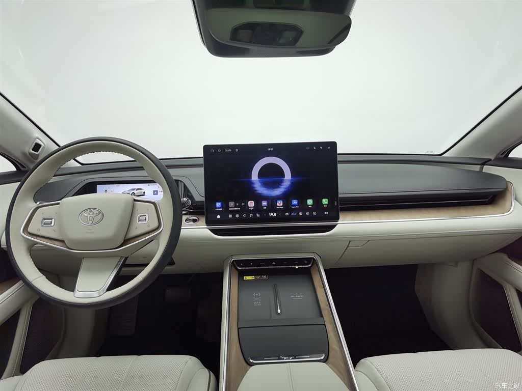 Toyota 7, 2026 все фото