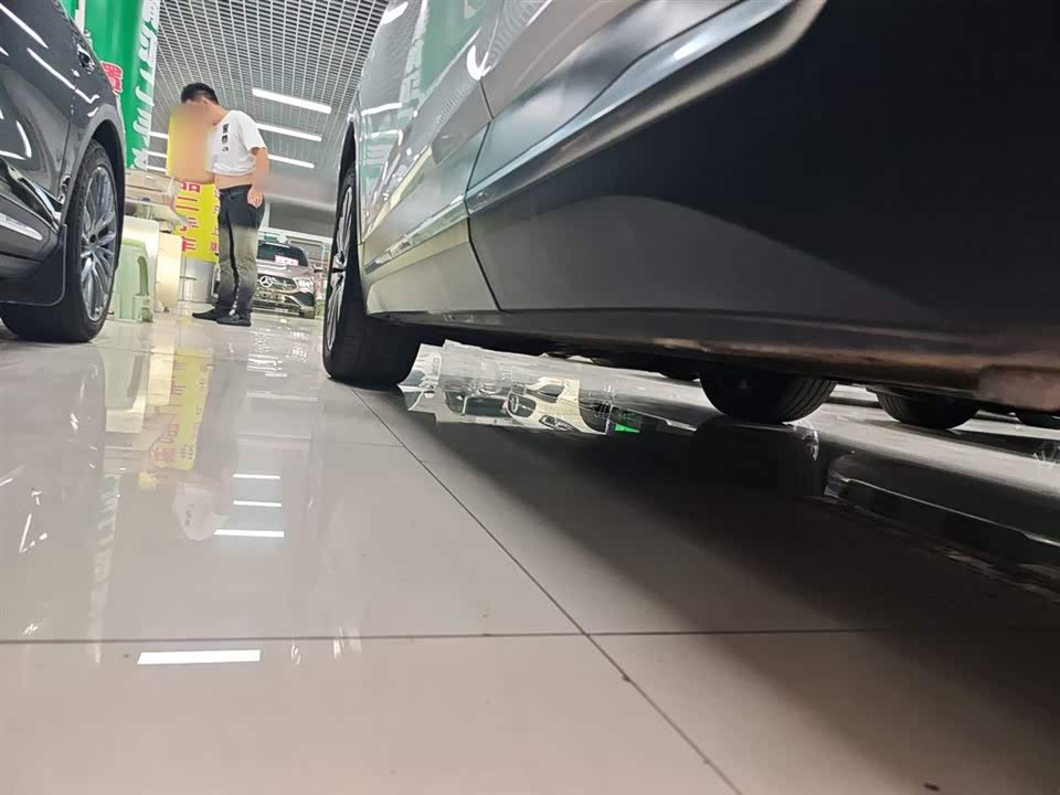 NIO EC6