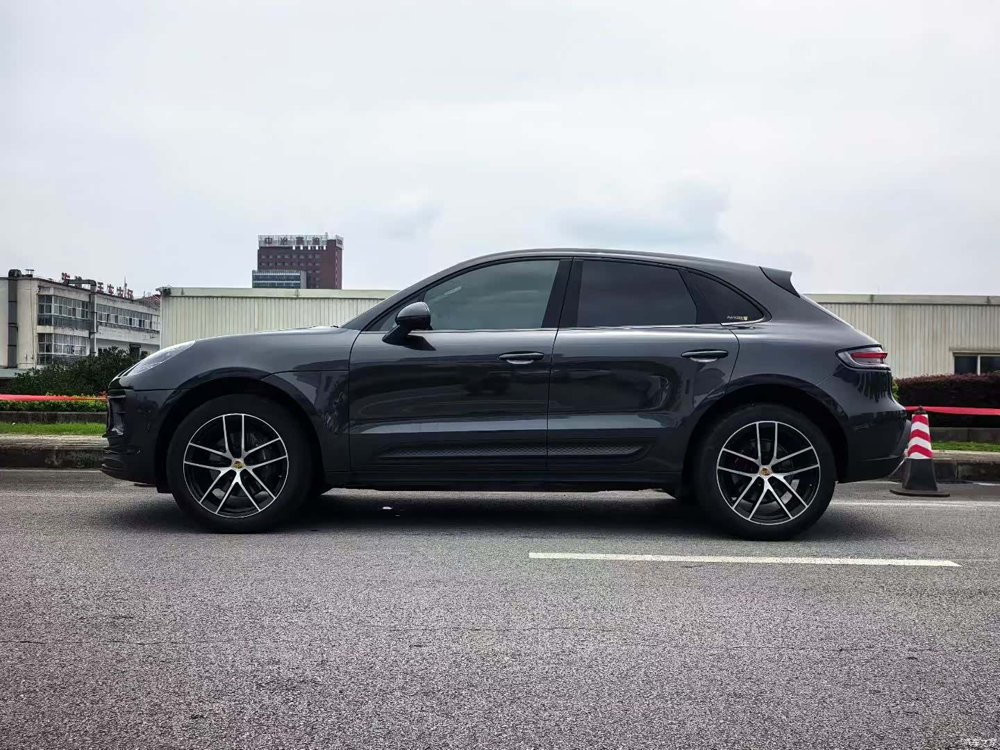 Porsche Macan, 2022 2