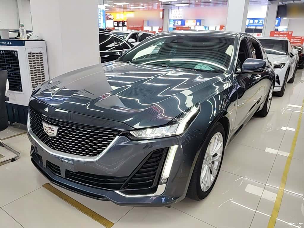 Cadillac CT5, 2022 2