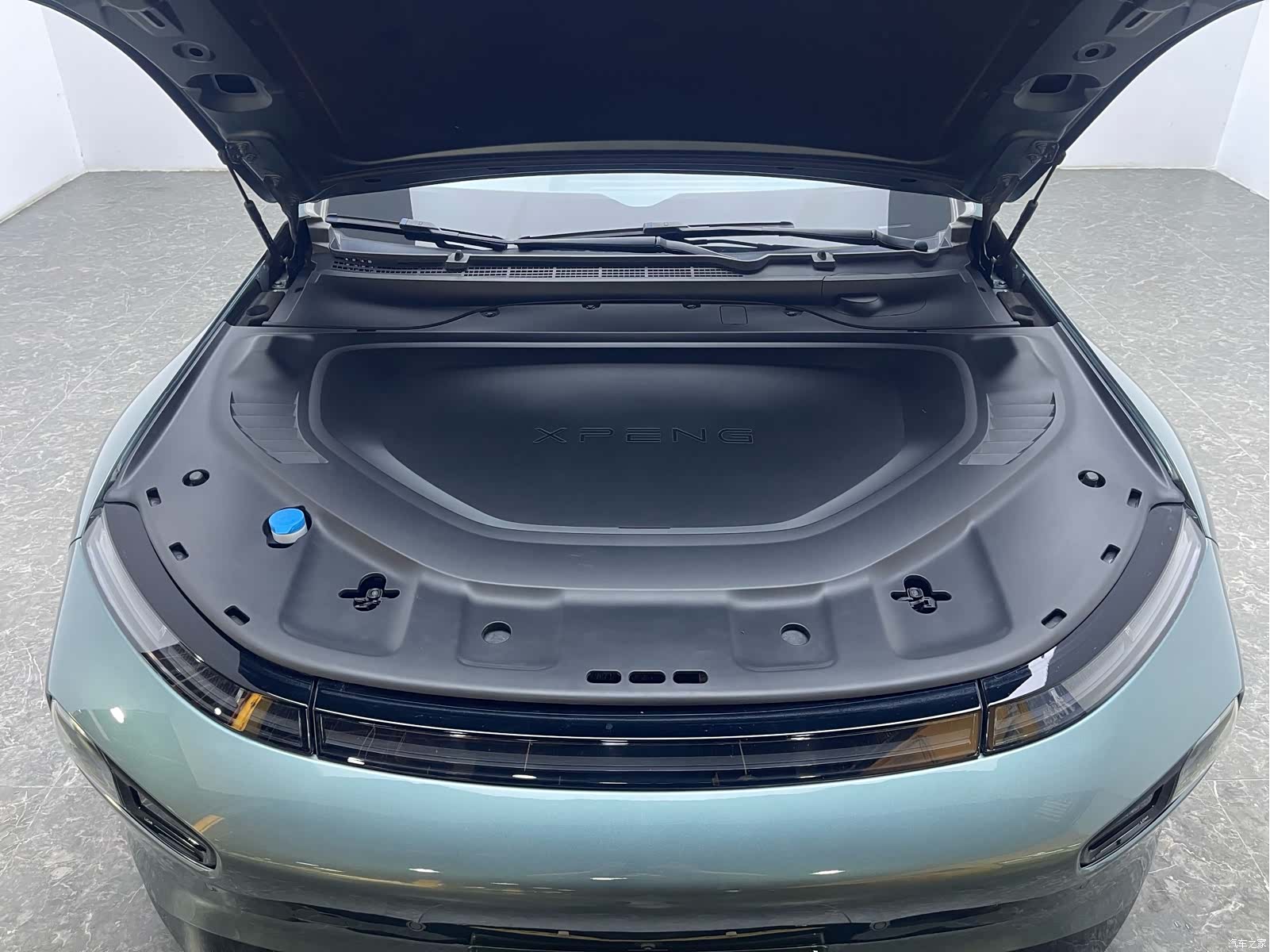 Xpeng P7, 2023 19