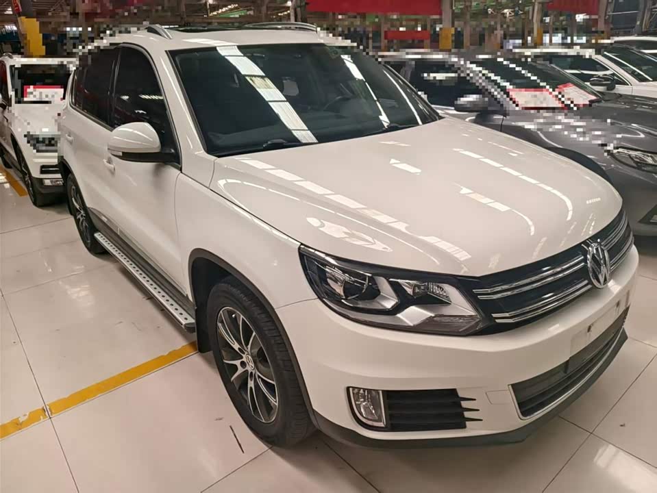 Volkswagen Tiguan Volkswagen Tiguan