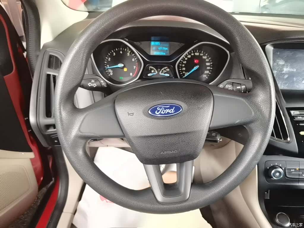 Ford Focus, 2017 11
