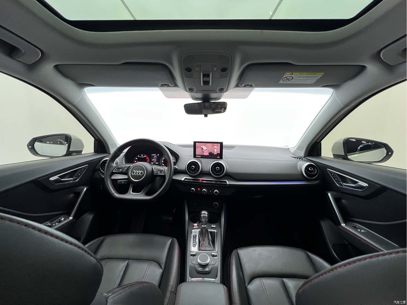 Audi Q2L, 2022 8
