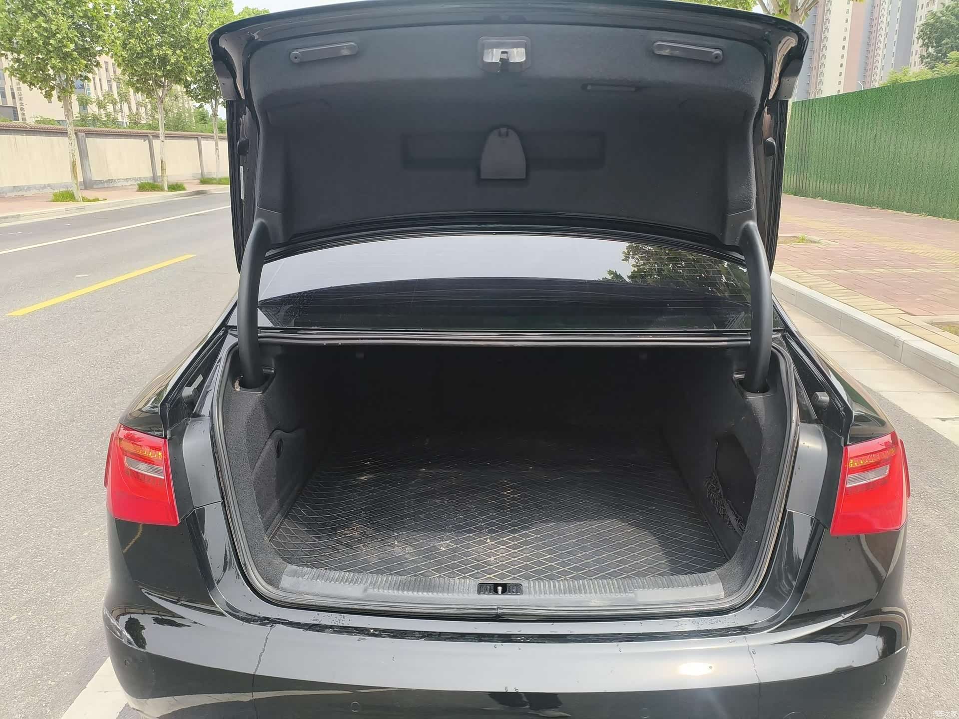 Audi A6L, 2015 11
