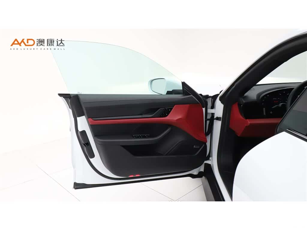 Porsche Taycan, 2021 10