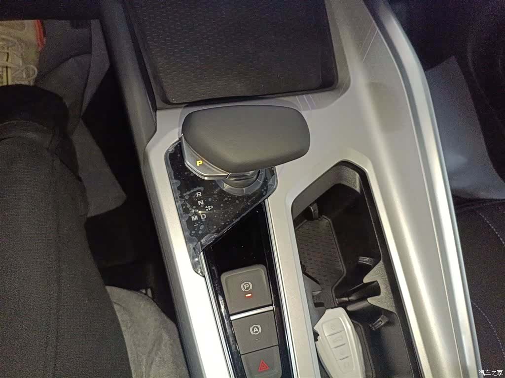 Geely Preface, 2025 10