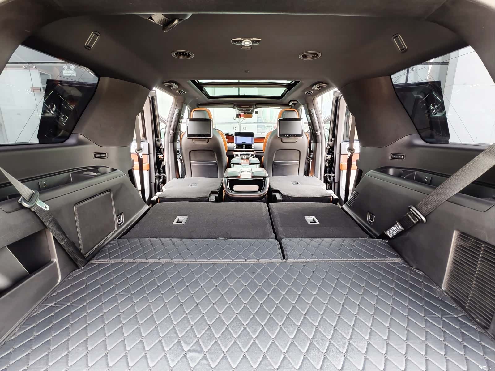 Lincoln Navigator, 2019 20
