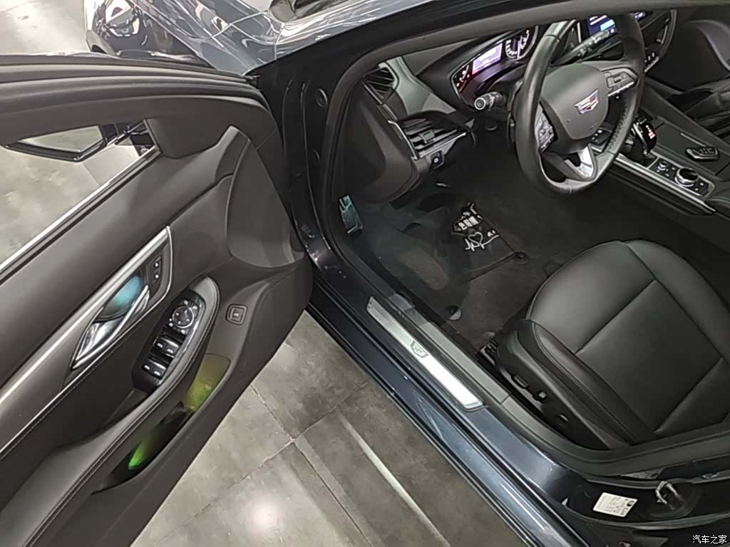 Cadillac CT5, 2022 16