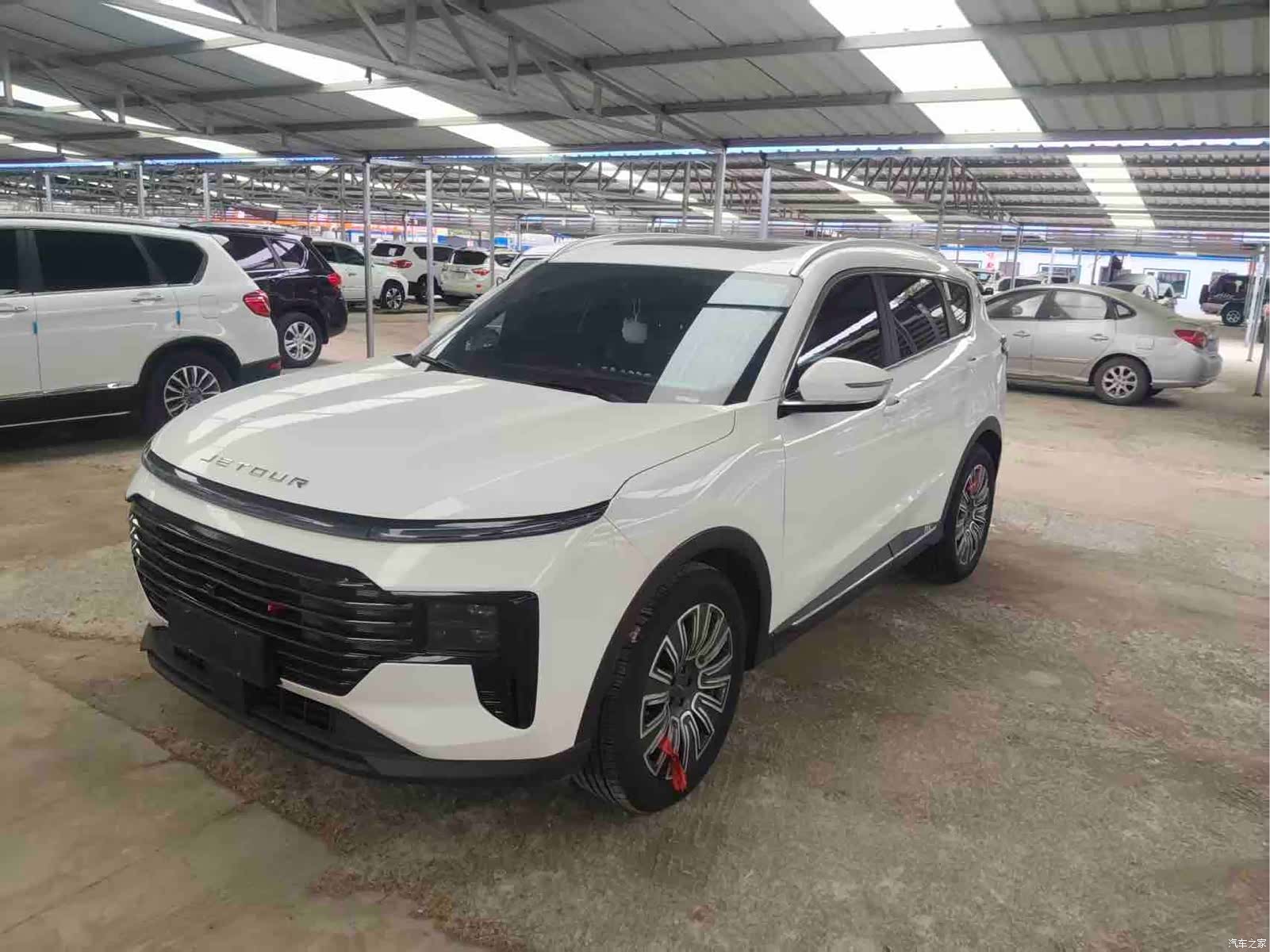 Jetour X70, 2025 1