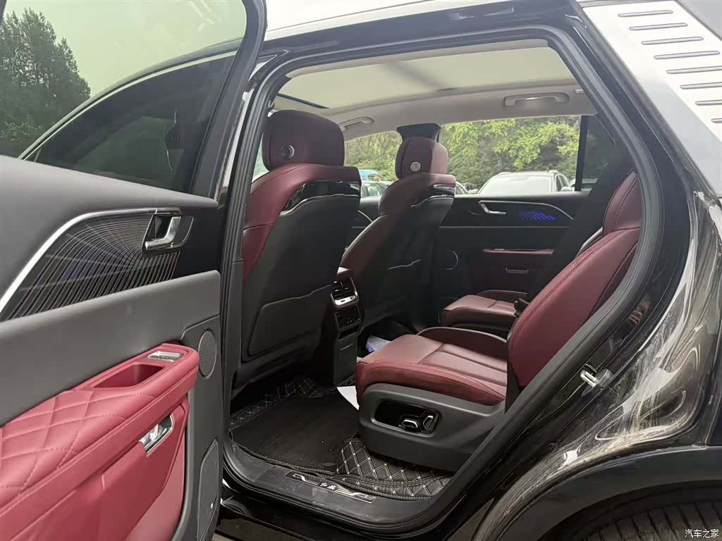 Hongqi E-HS9, 2023 все фото