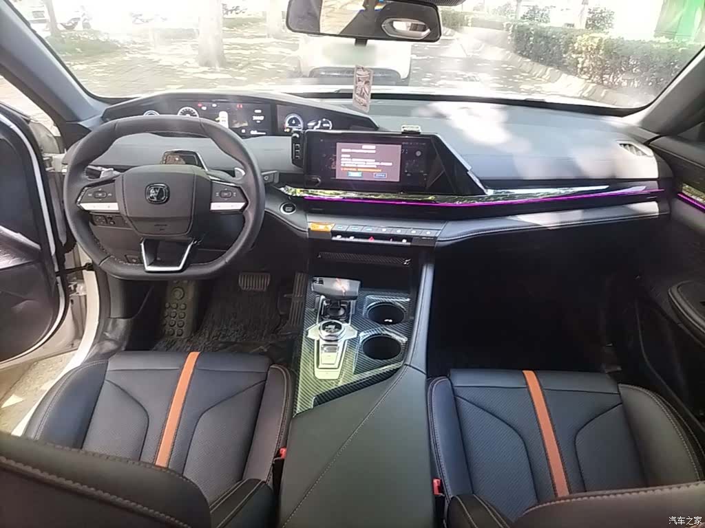 Changan UNI-V, 2024 10