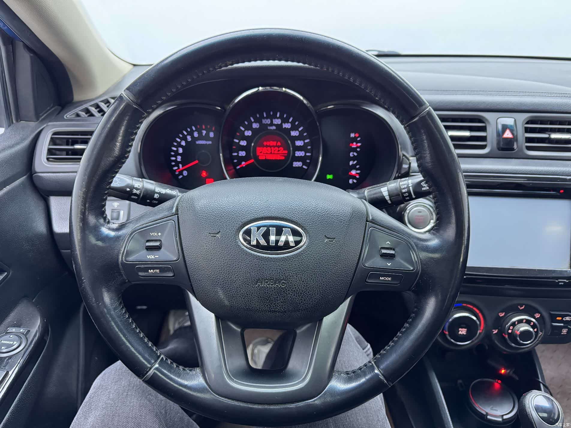 Kia K2, 2014 10