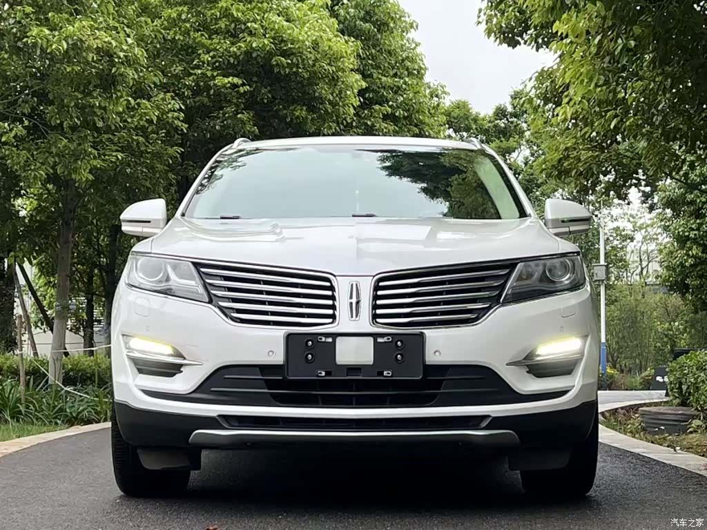 Lincoln MKC, 2017 24