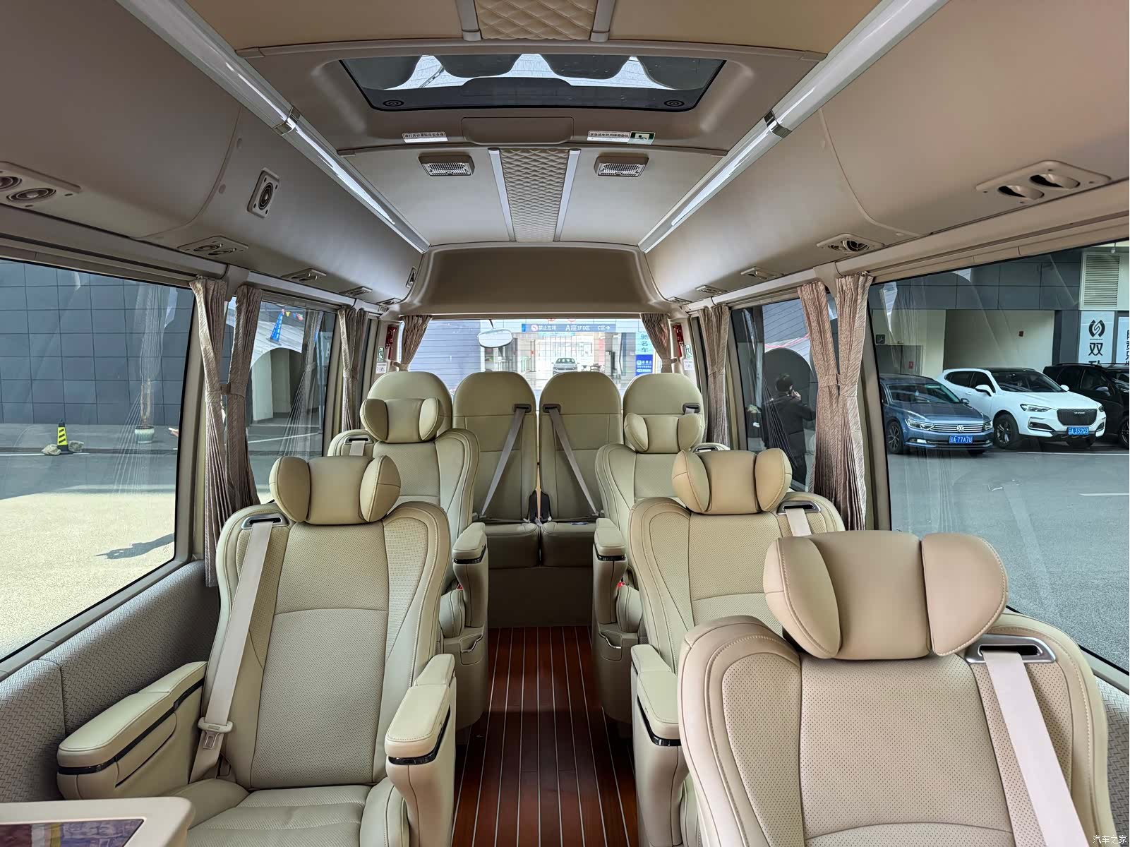 Toyota Coaster, 2023 12