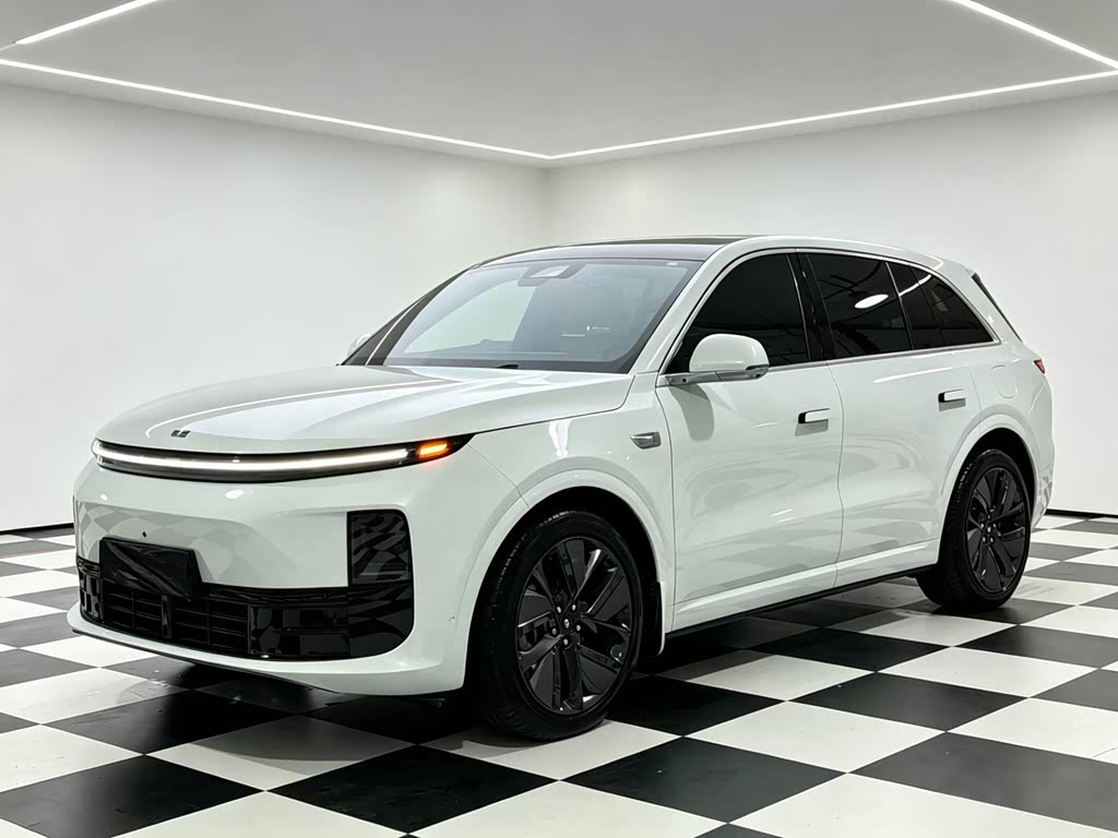 Li Auto L6