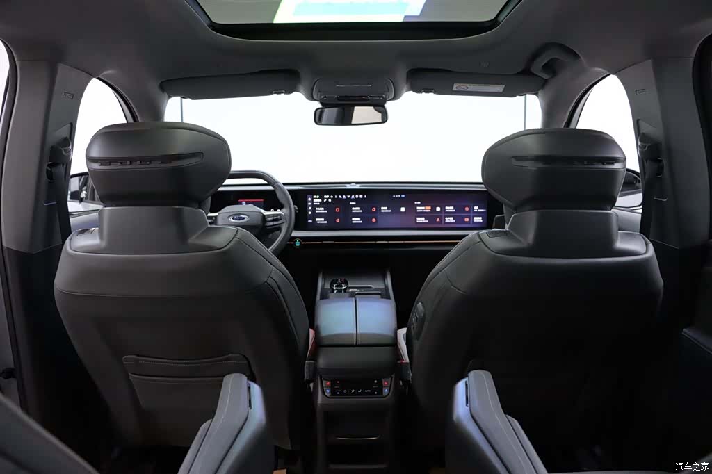 Ford Edge L, 2023 19