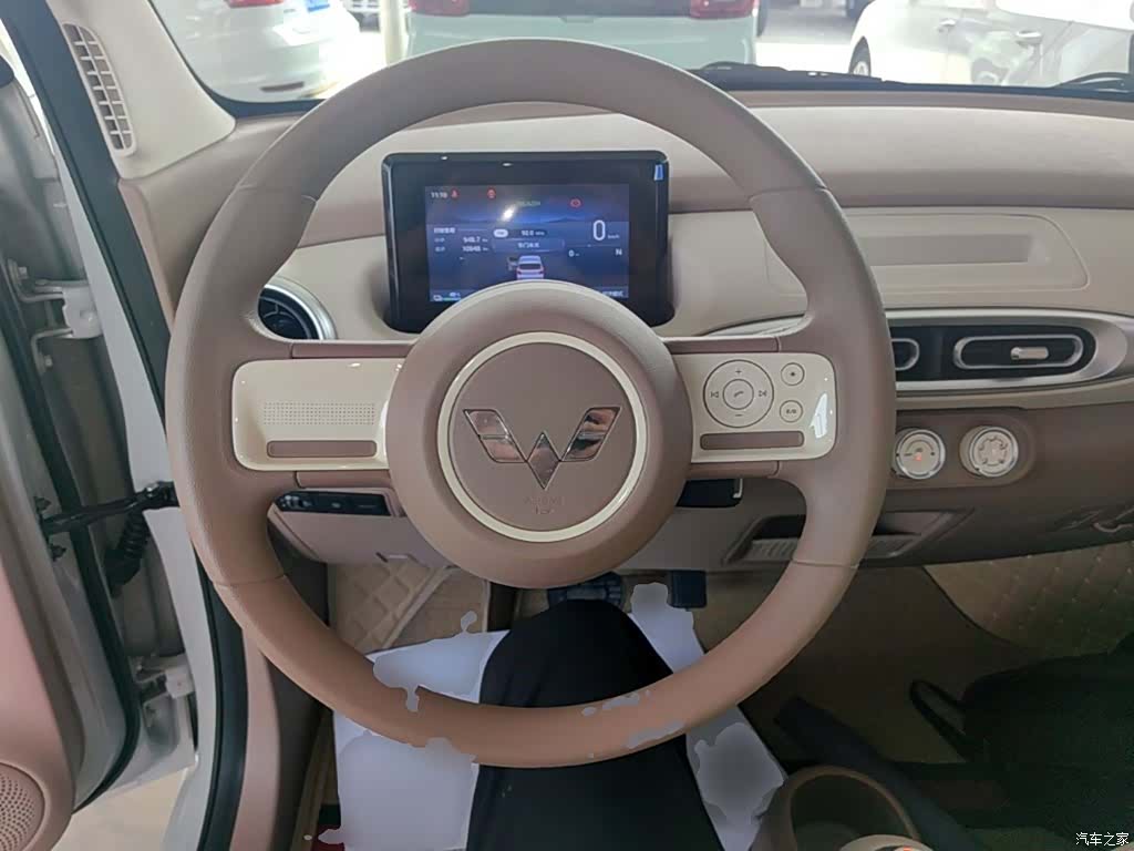 Wuling MINIEV, 2025 11
