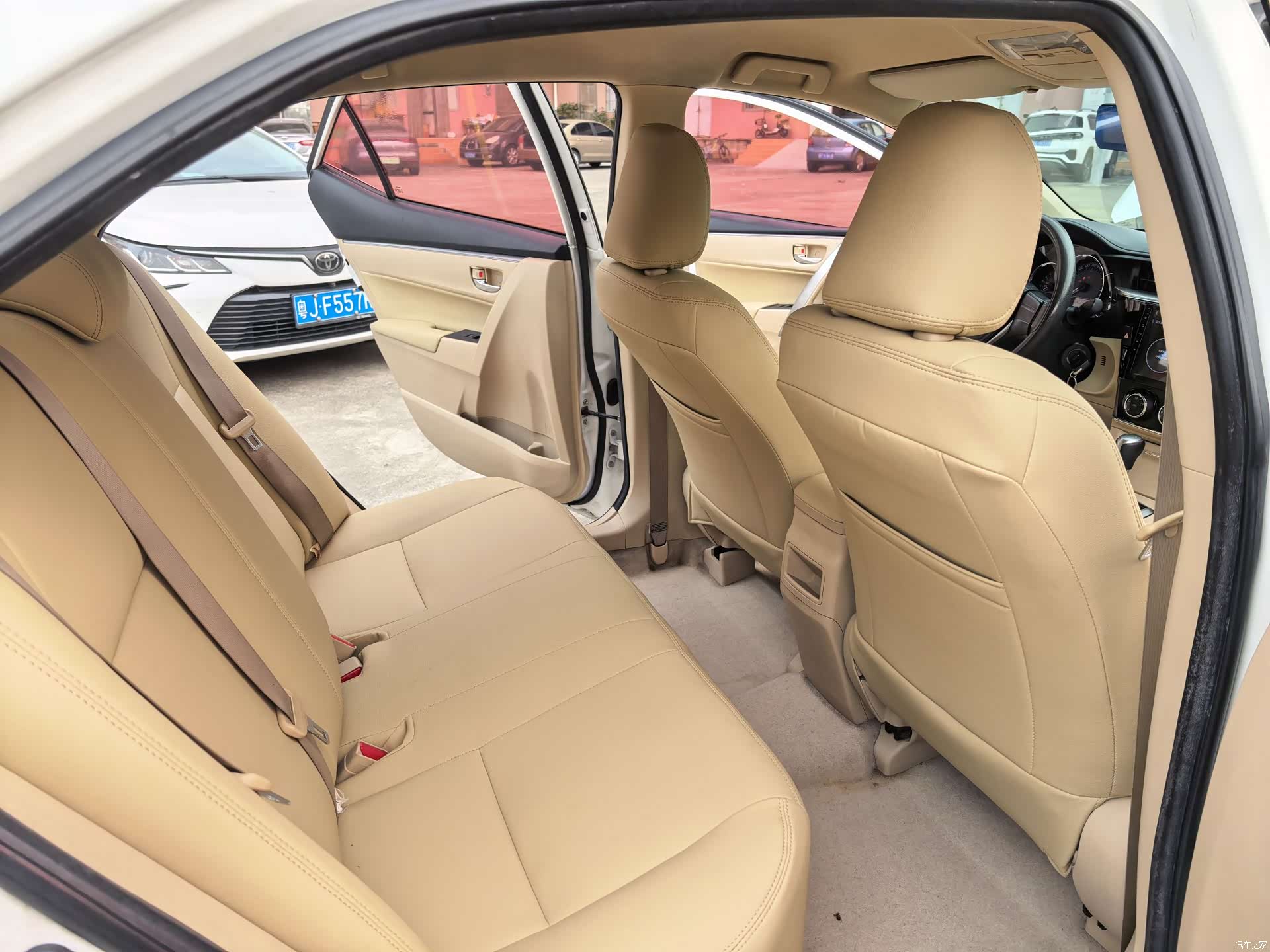 Toyota Corolla, 2014 11