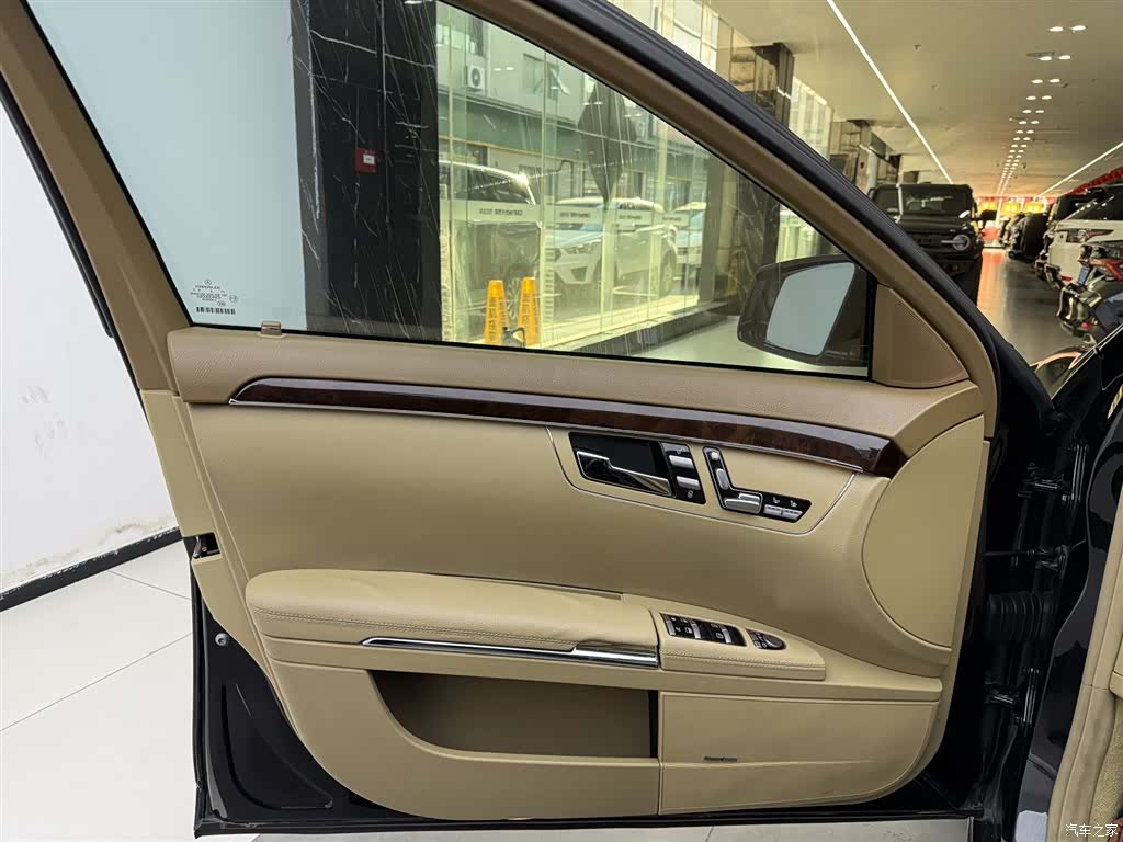 Mercedes-Benz S-Class, 2011 19