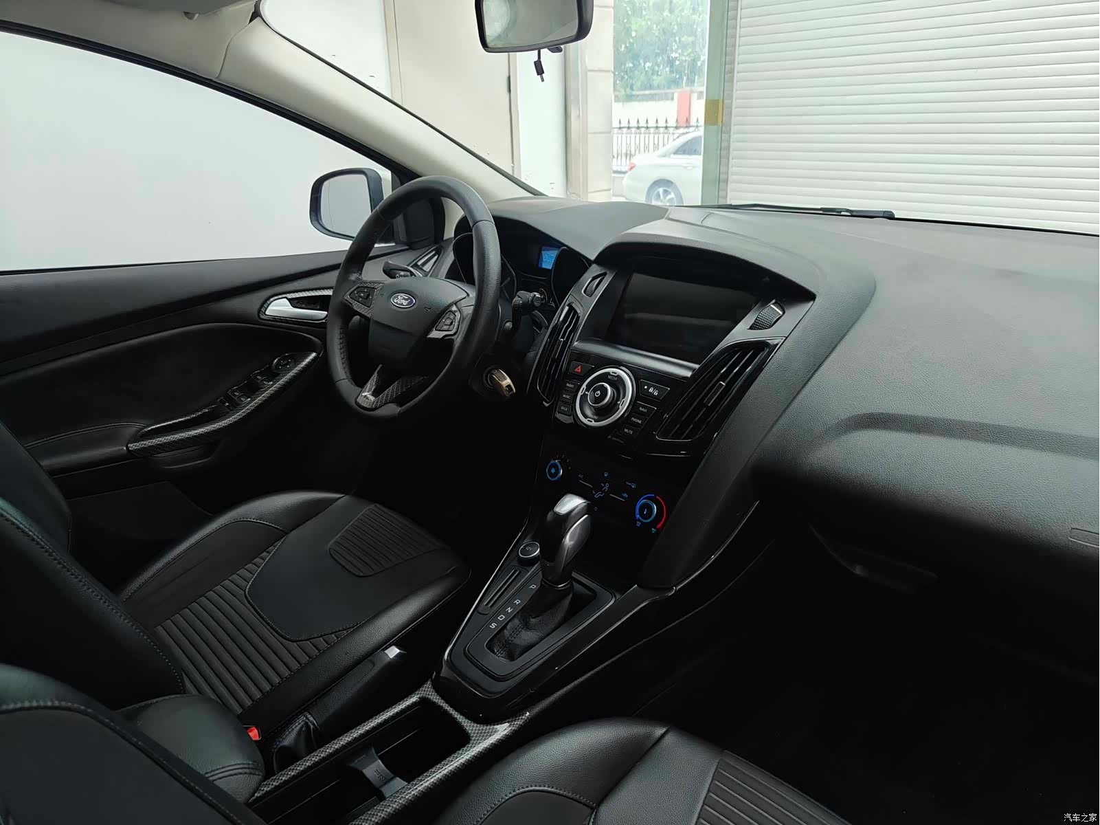 Ford Focus, 2019 14