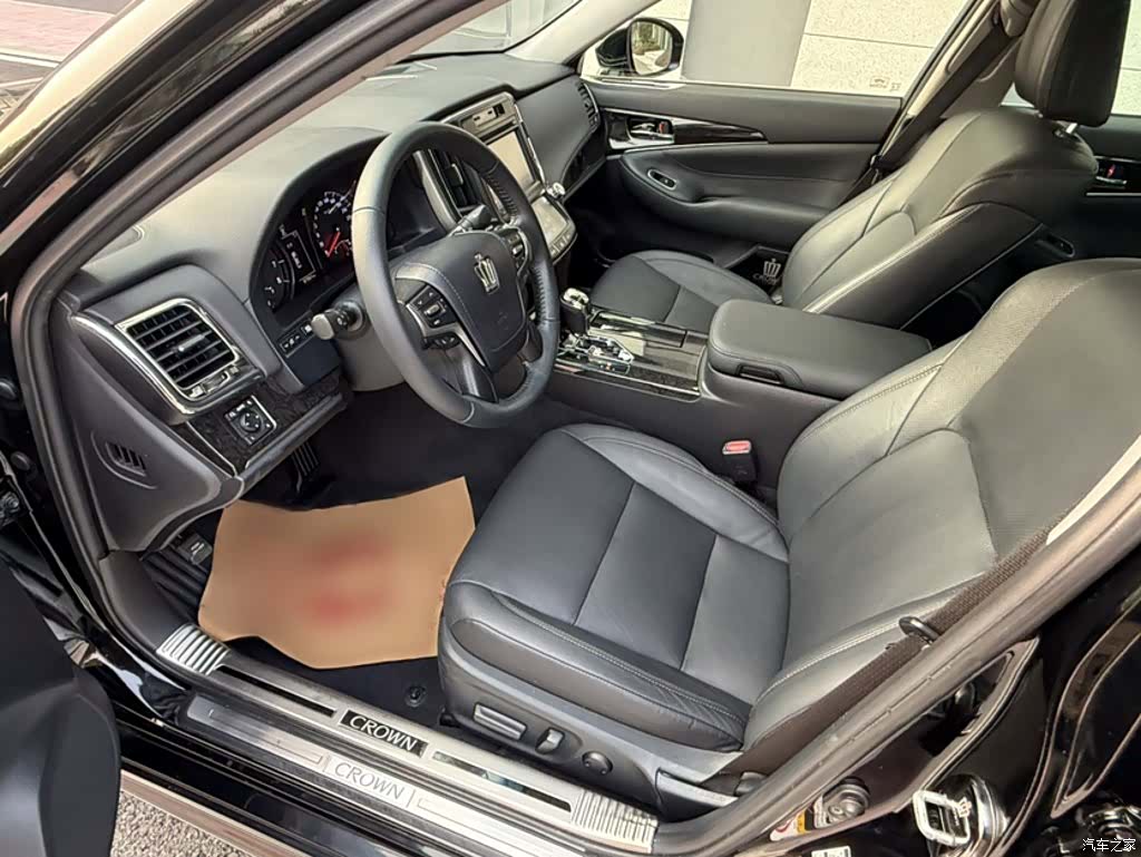 Toyota Crown, 2018 22