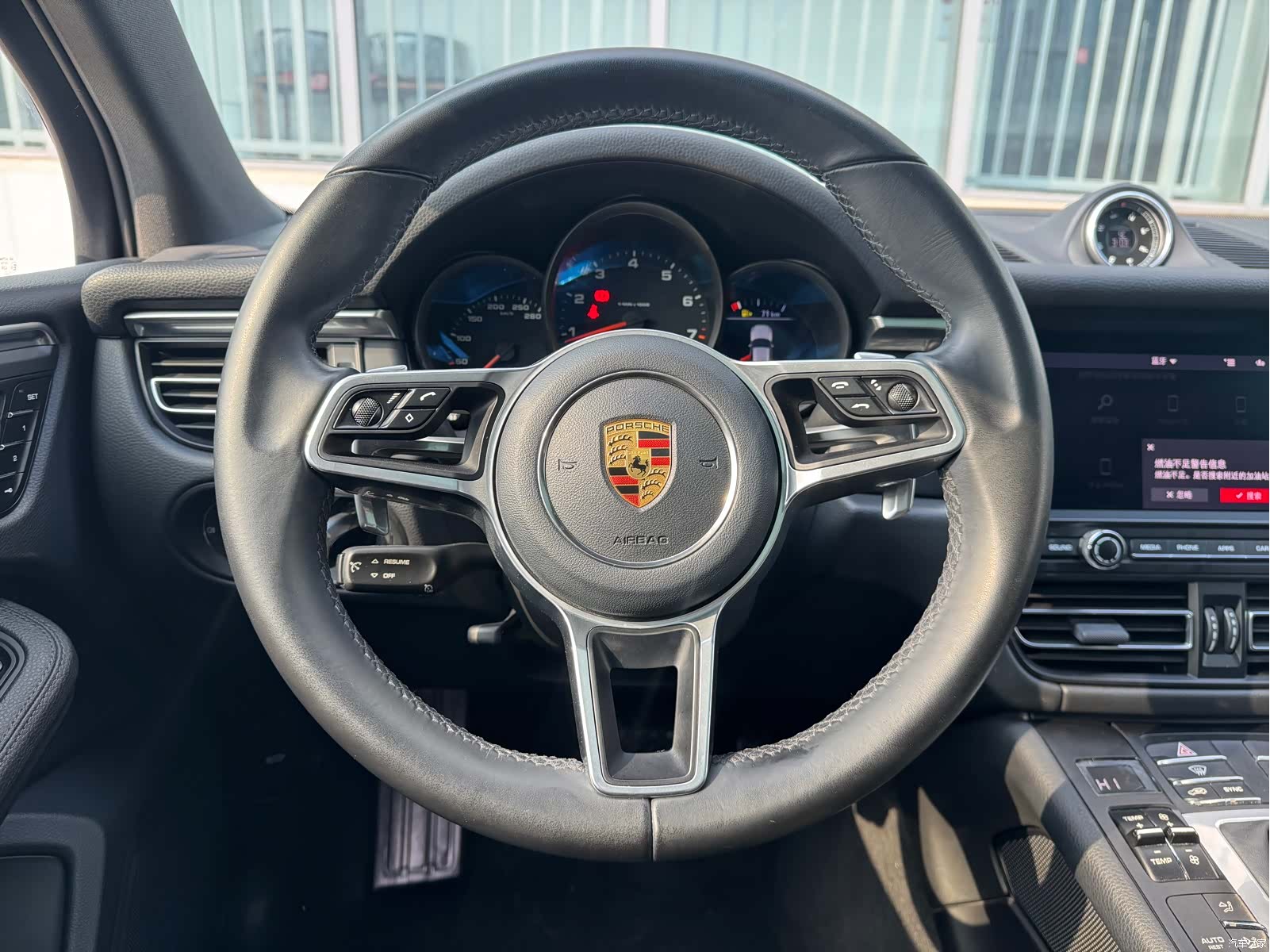 Porsche Macan, 2021 14