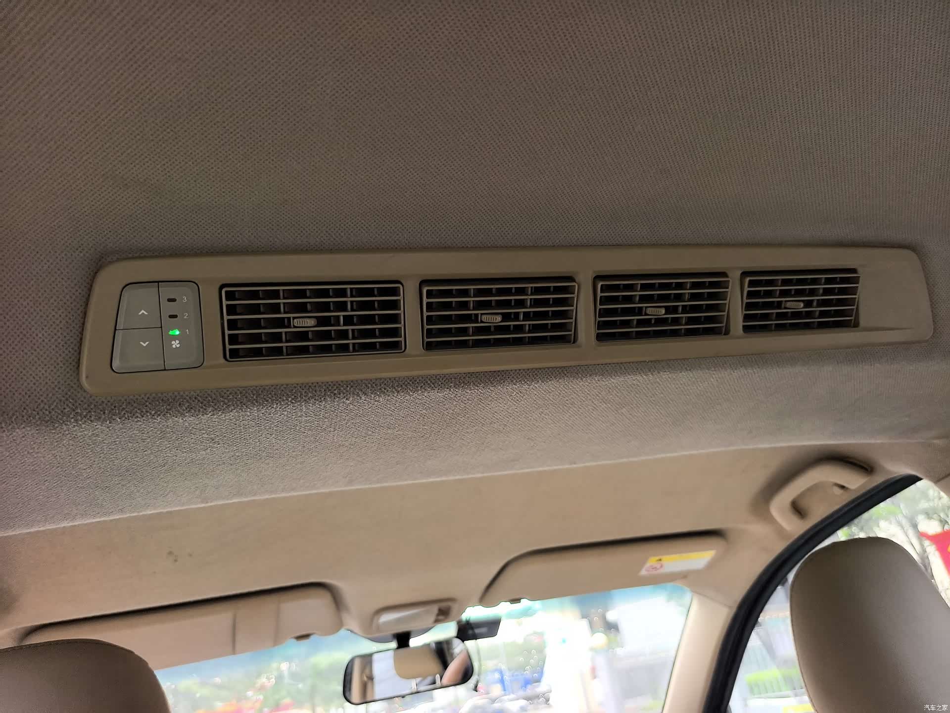 Wuling Hongguang, 2016 16