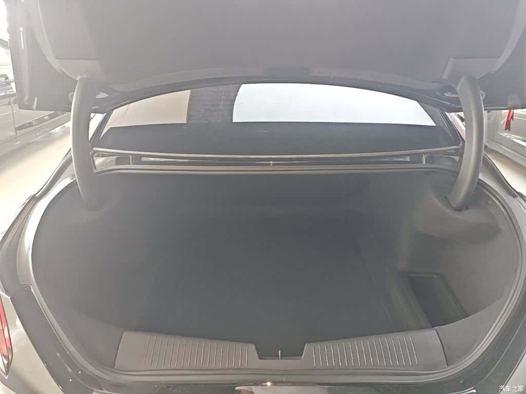 Cadillac CT4, 2024 19