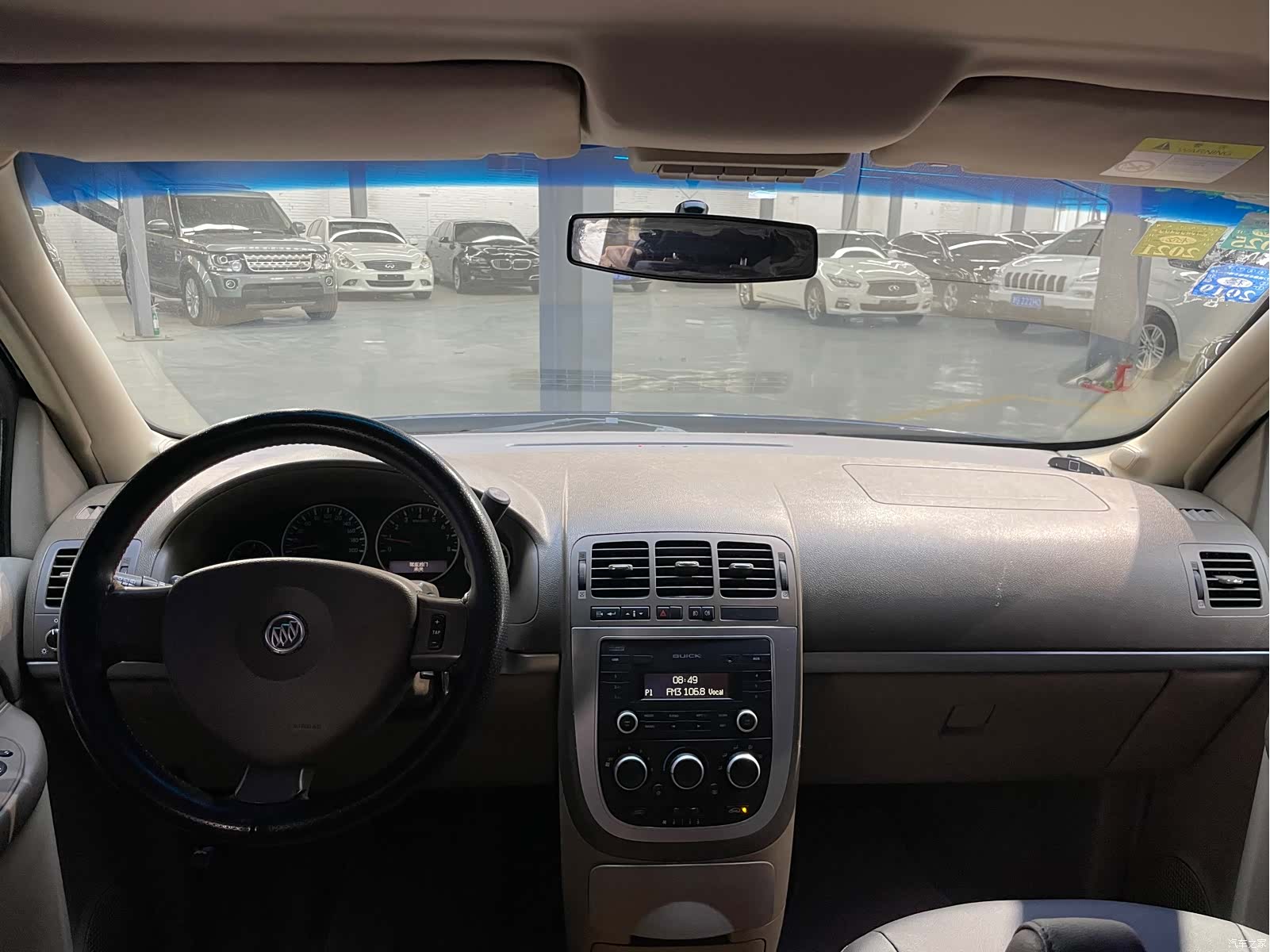 Buick GL8, 2015 4