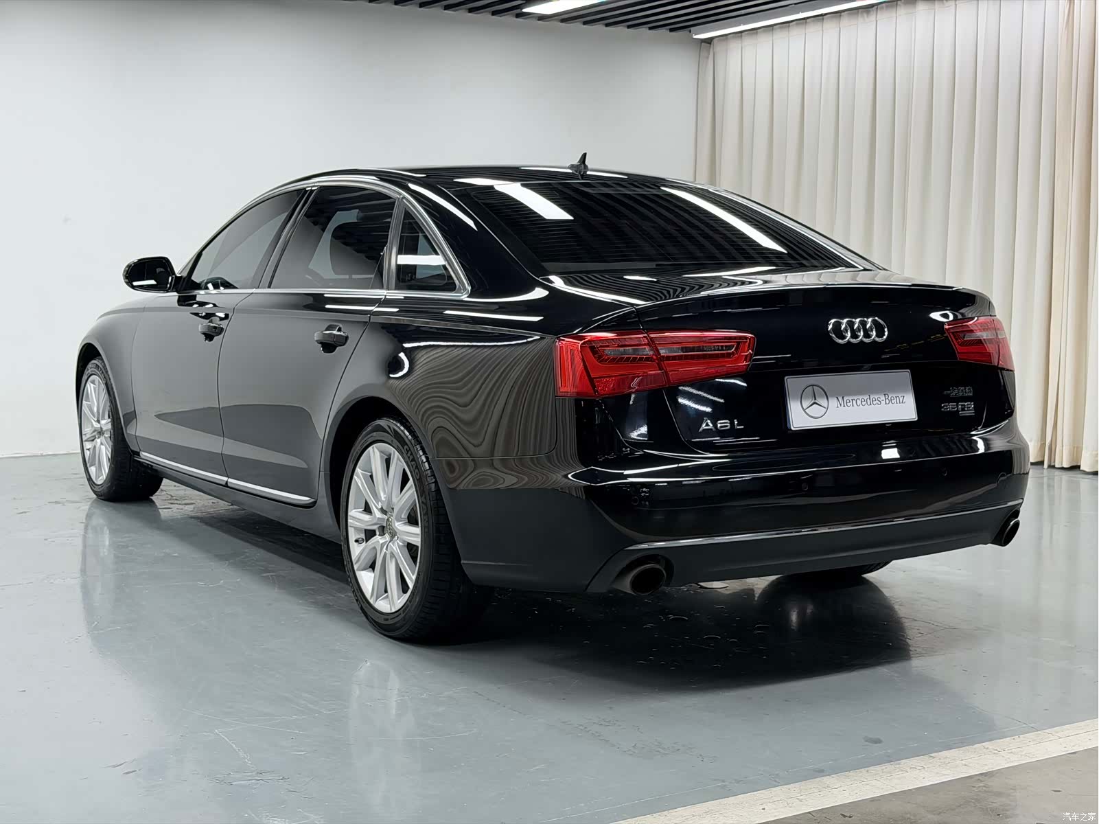 Audi A6L, 2014 22