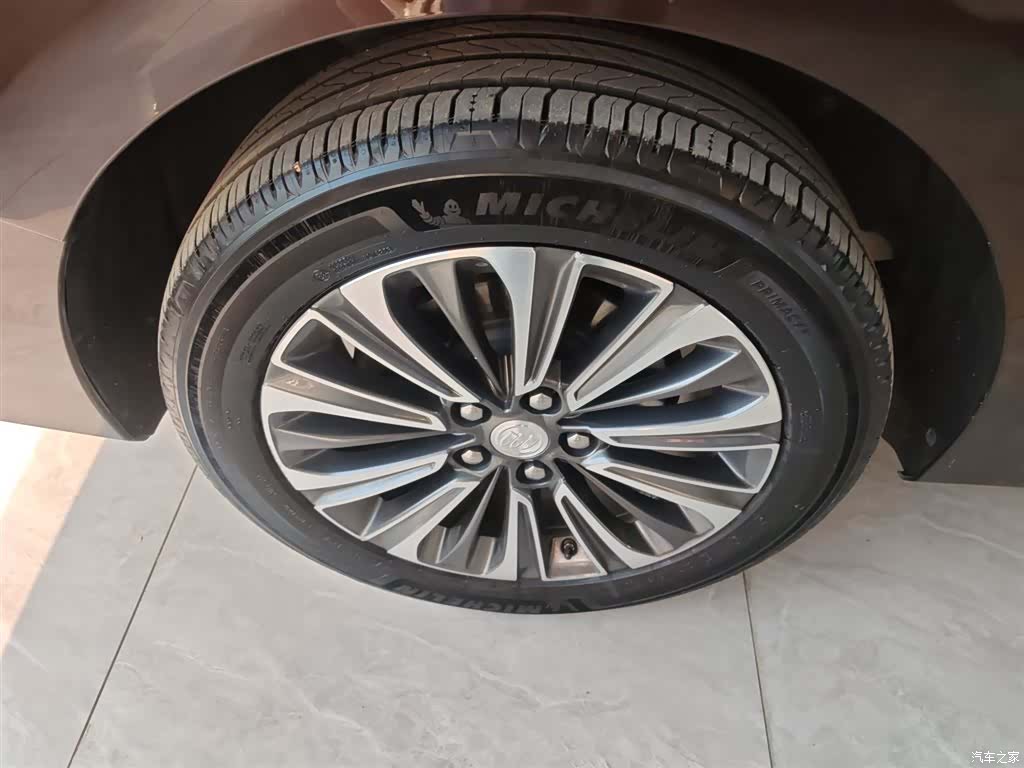 Buick GL8, 2021 21