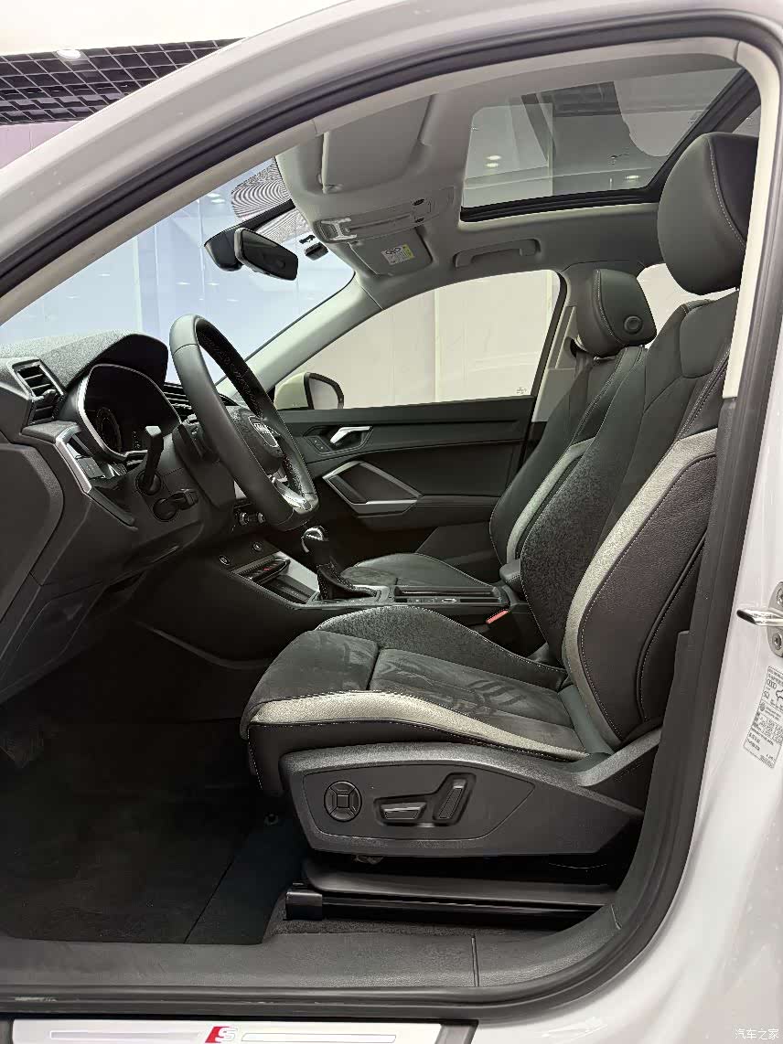 Audi Q3, 2022 9