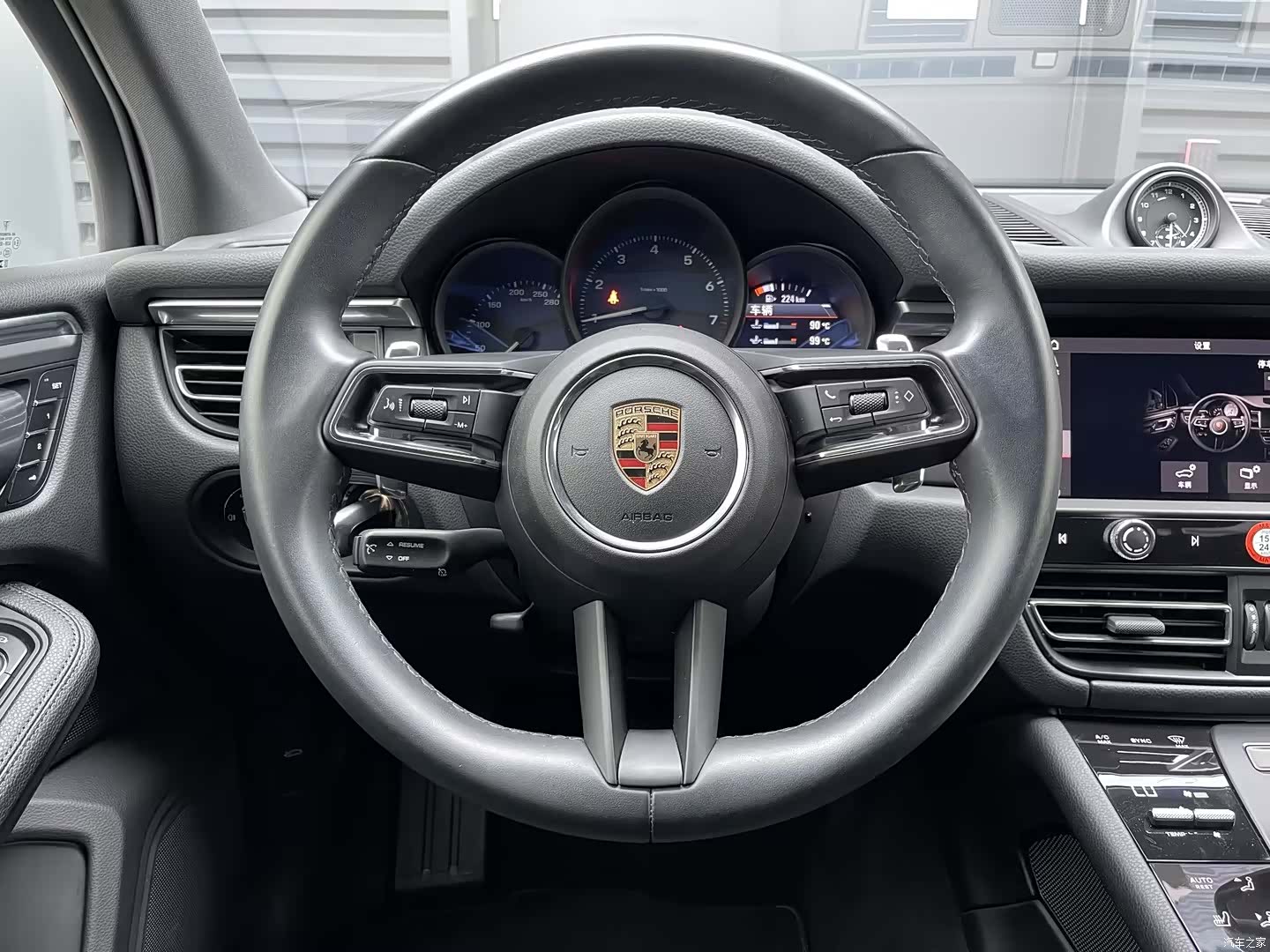 Porsche Macan, 2023 13