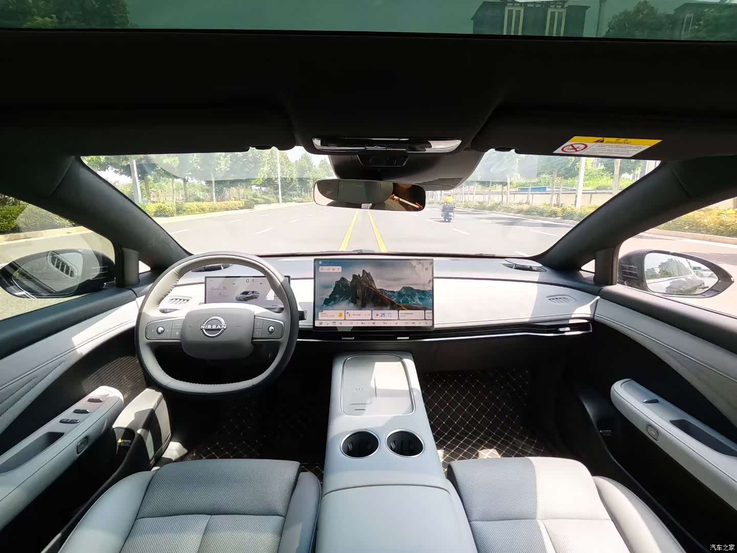 Nissan N7, 2025 все фото