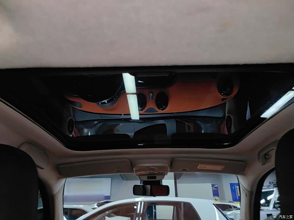 Smart Fortwo, 2015 18