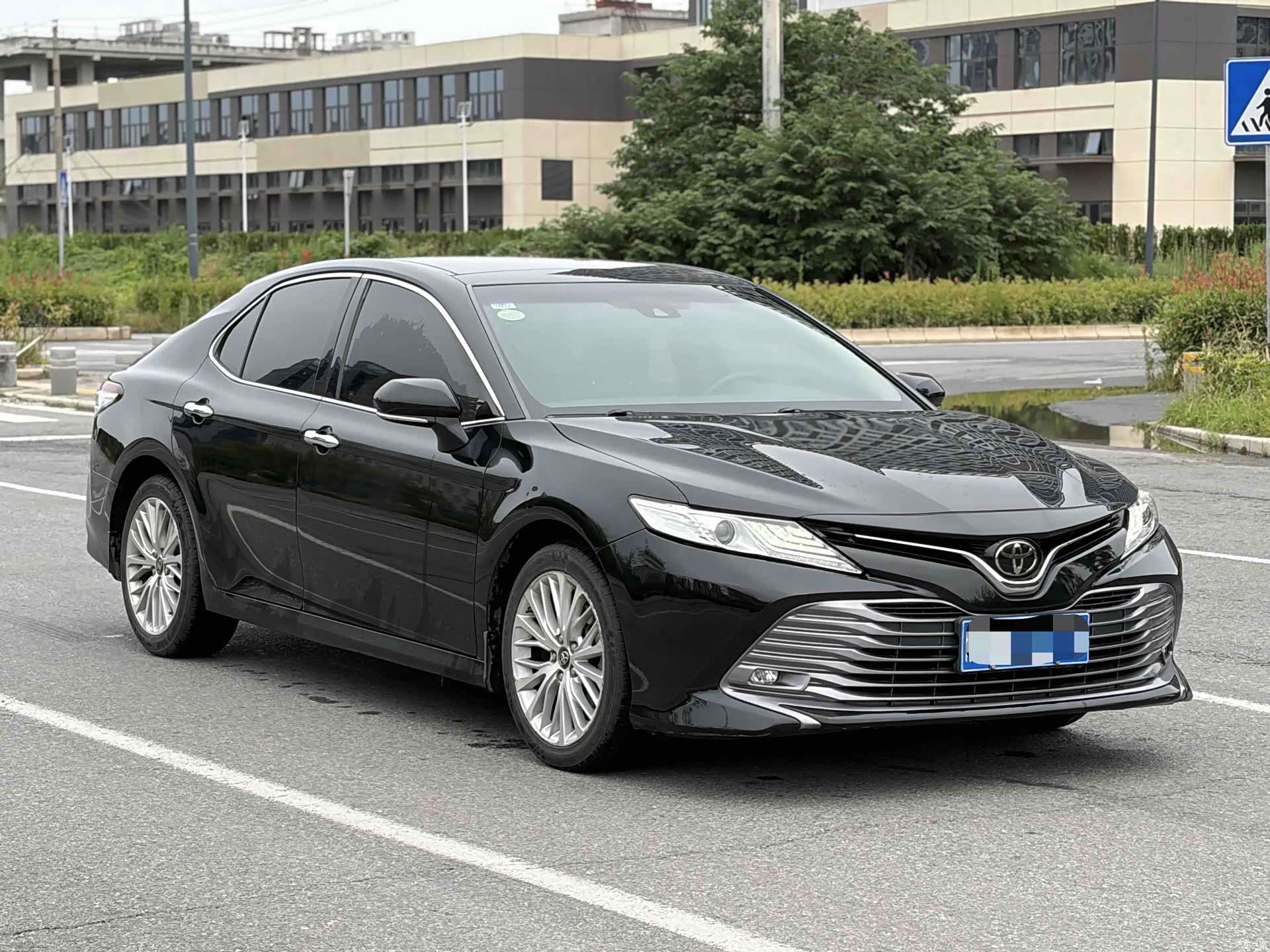 Toyota Camry, 2018 3
