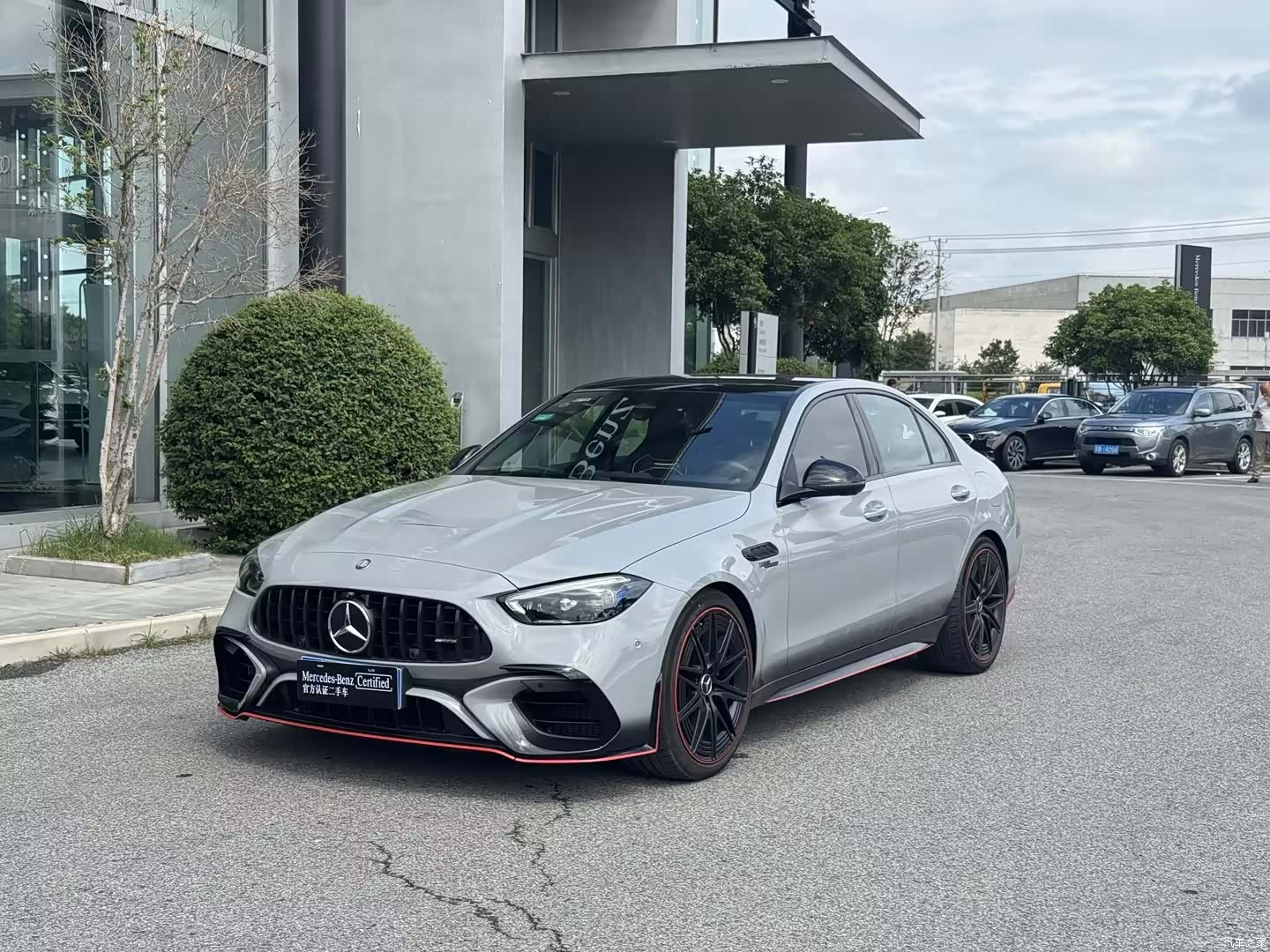 Mercedes-Benz C-Class, 2025 1